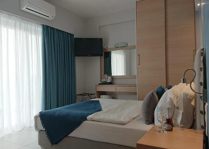 Aparthotel Diolkos 4*