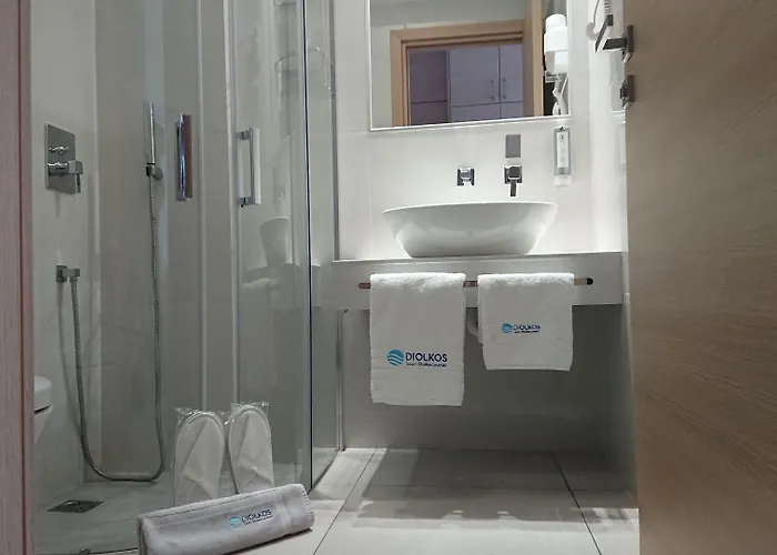 Diolkos Aparthotel 4*